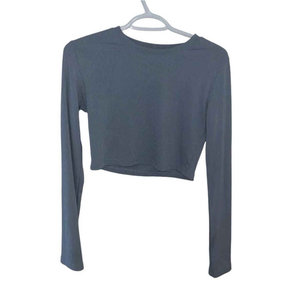 Blue crop top